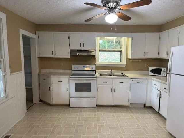 32 Furrs Mill Rd - Photo 2