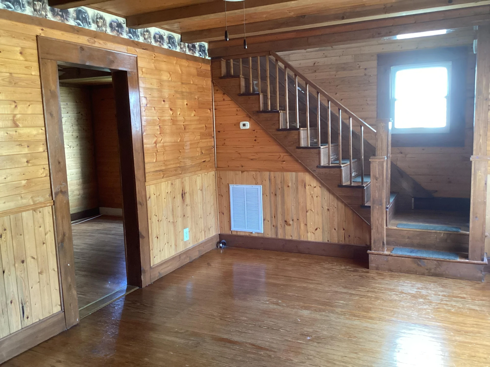1957 MAPLE Ave - Photo 8