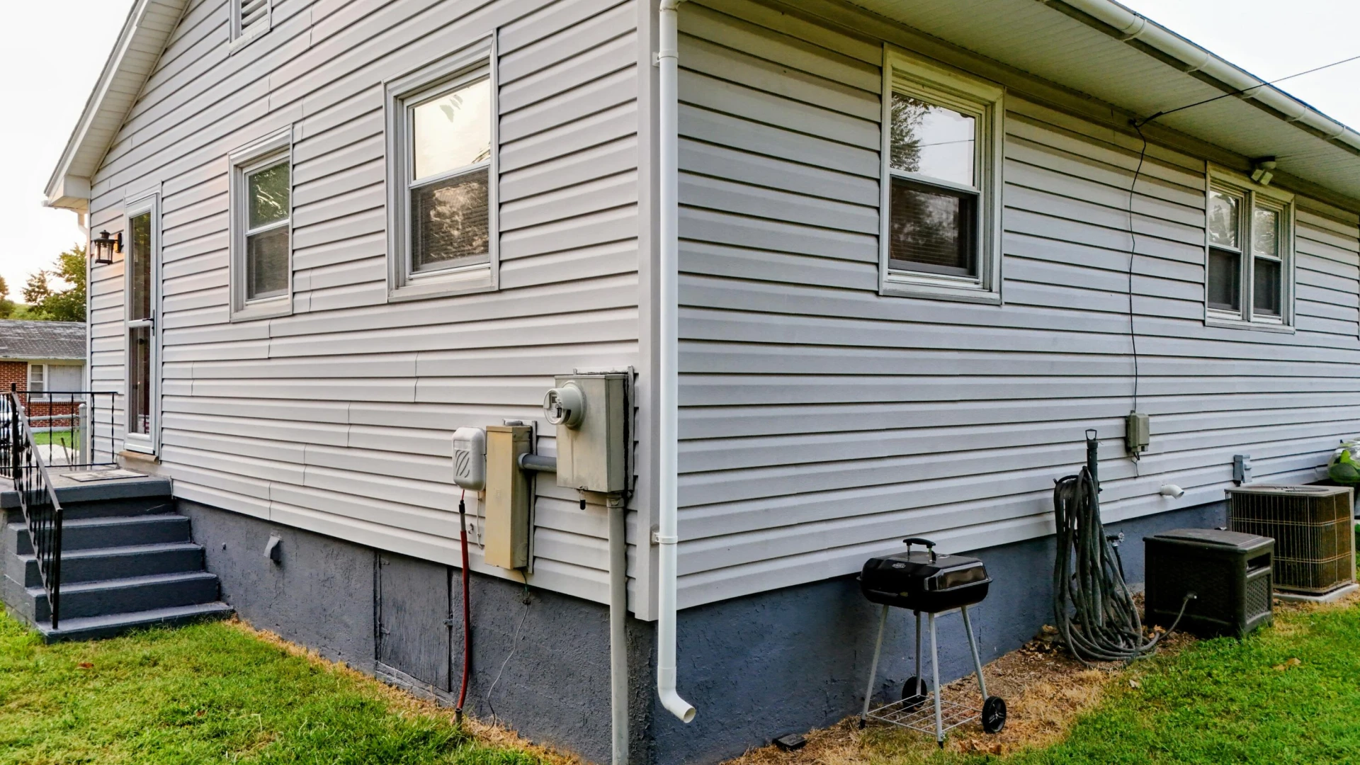 1926 BIRCH Ave - Photo 8