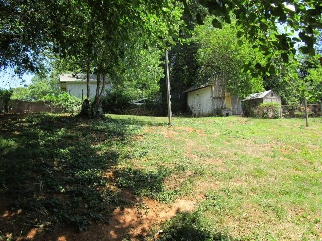1218 Agnese St - Photo 6
