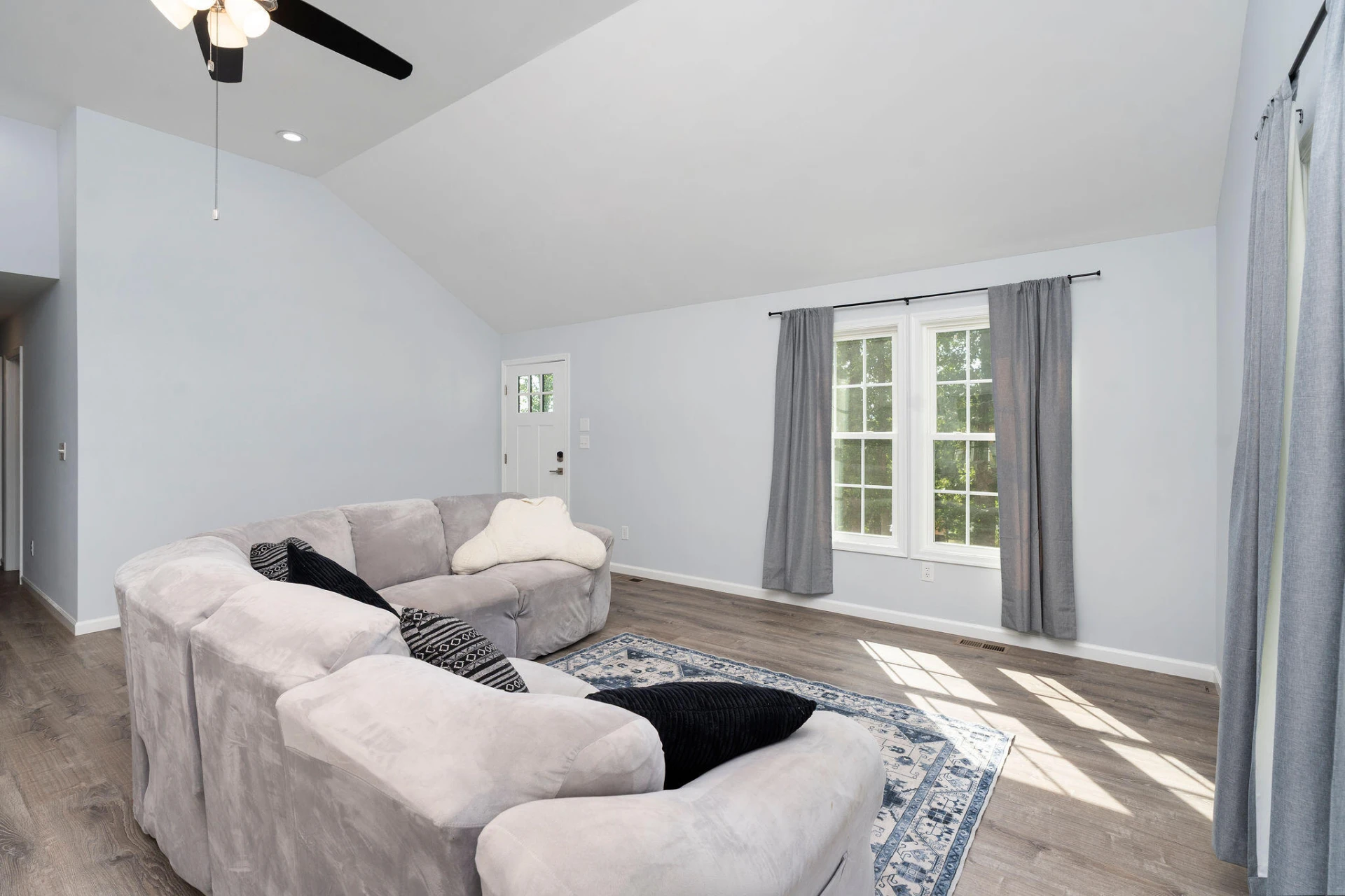 1776 Hawthorne Ave - Photo 10