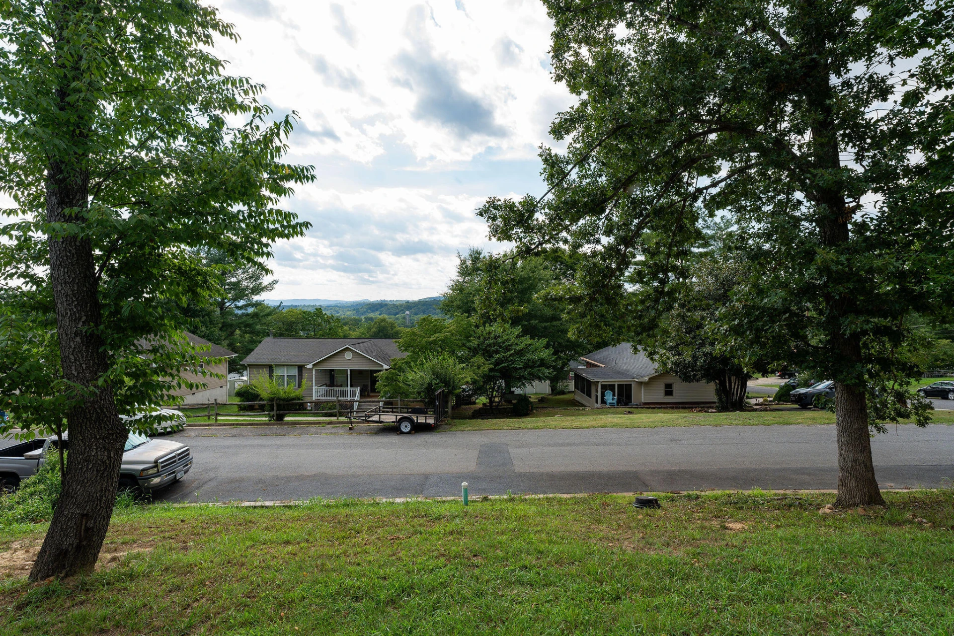 1776 Hawthorne Ave - Photo 32
