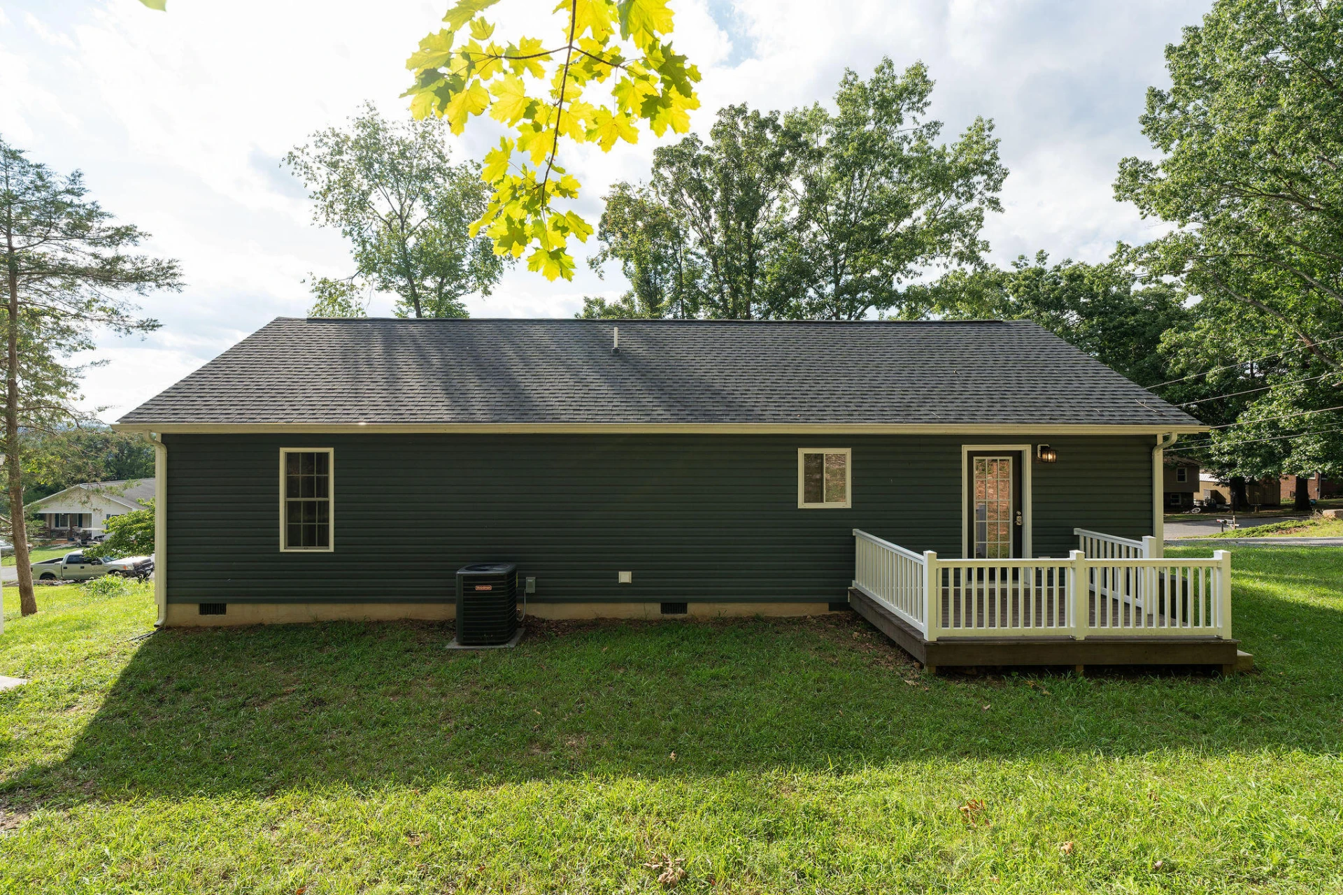 1776 Hawthorne Ave - Photo 34
