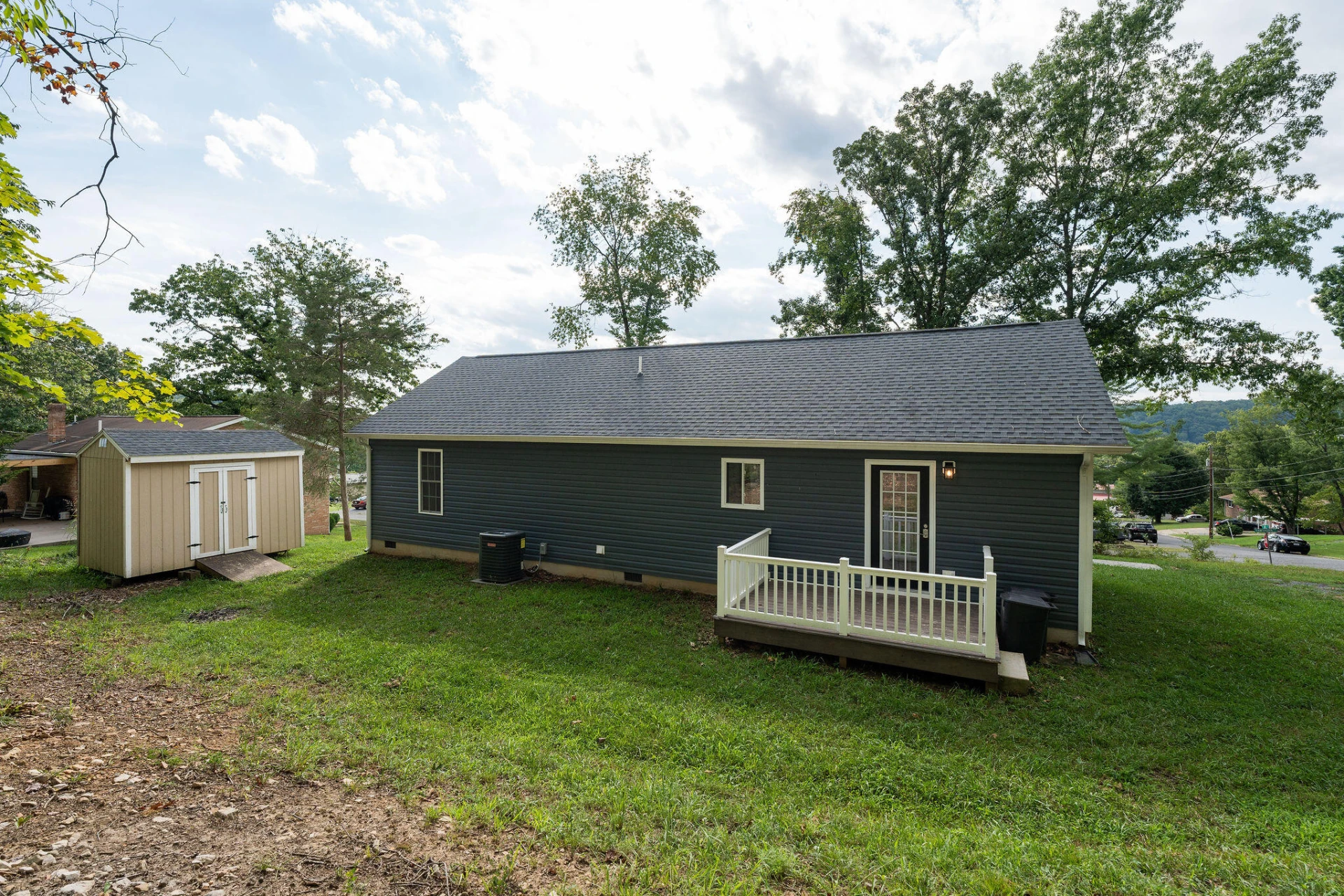 1776 Hawthorne Ave - Photo 35
