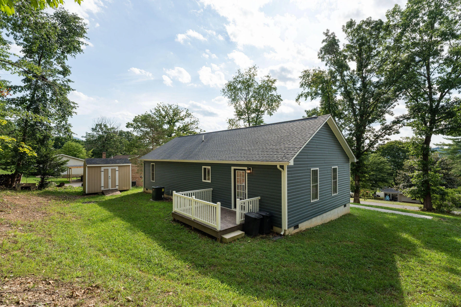 1776 Hawthorne Ave - Photo 36