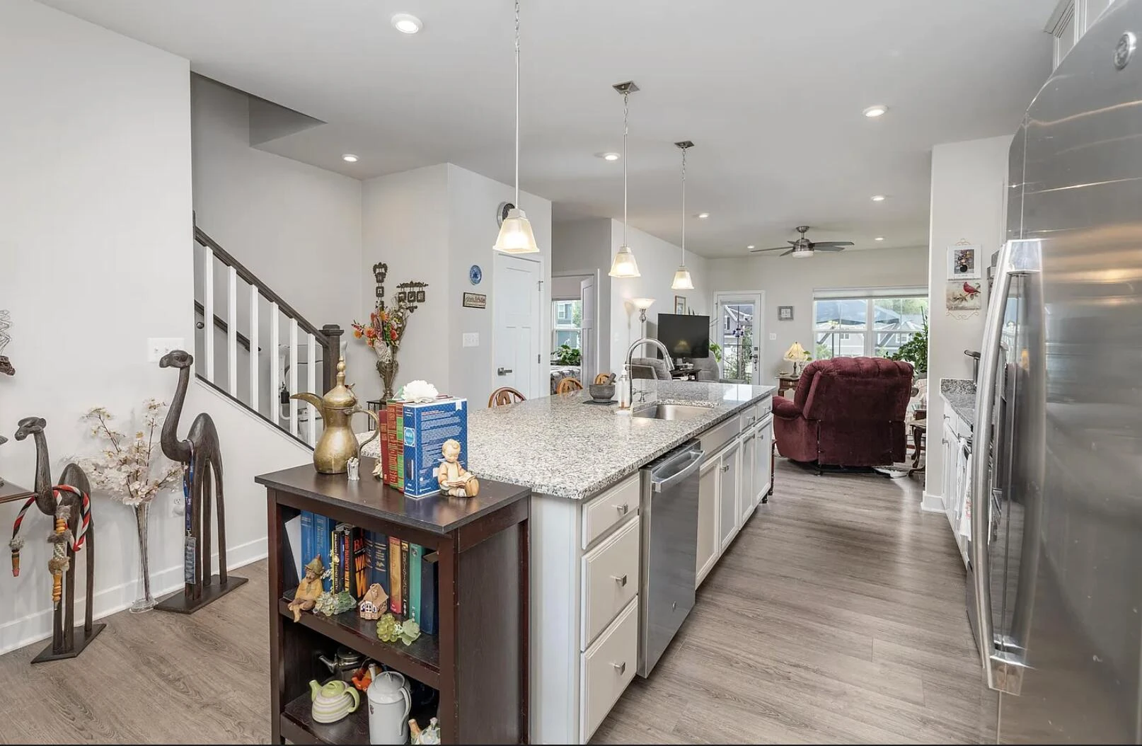 908 Marsac St - Photo 3