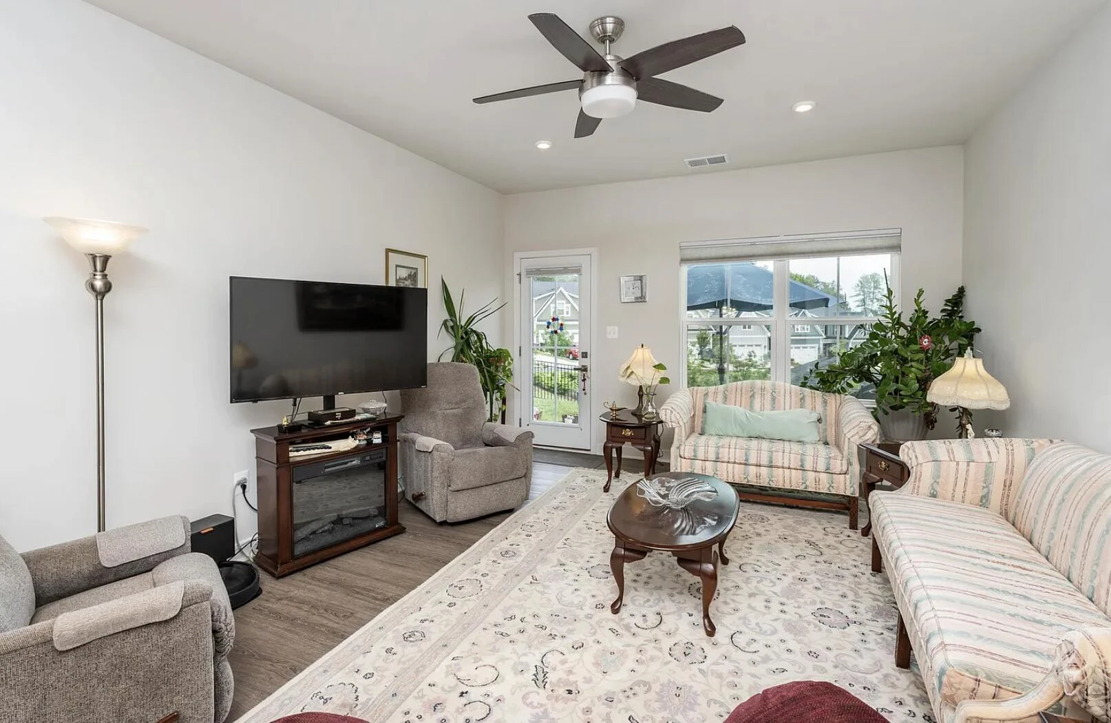 908 Marsac St - Photo 12