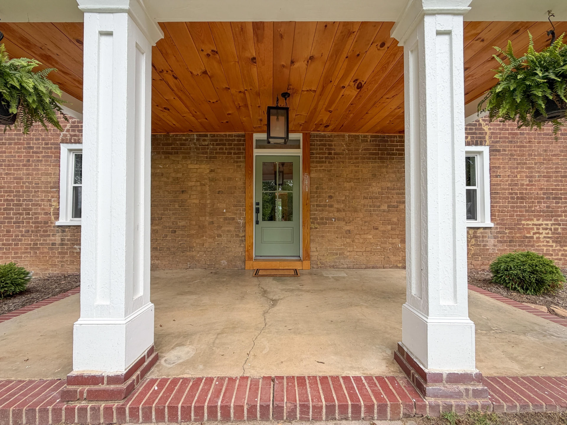 541 S River - Photo 3