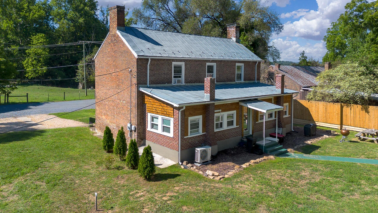 541 S River - Photo 7
