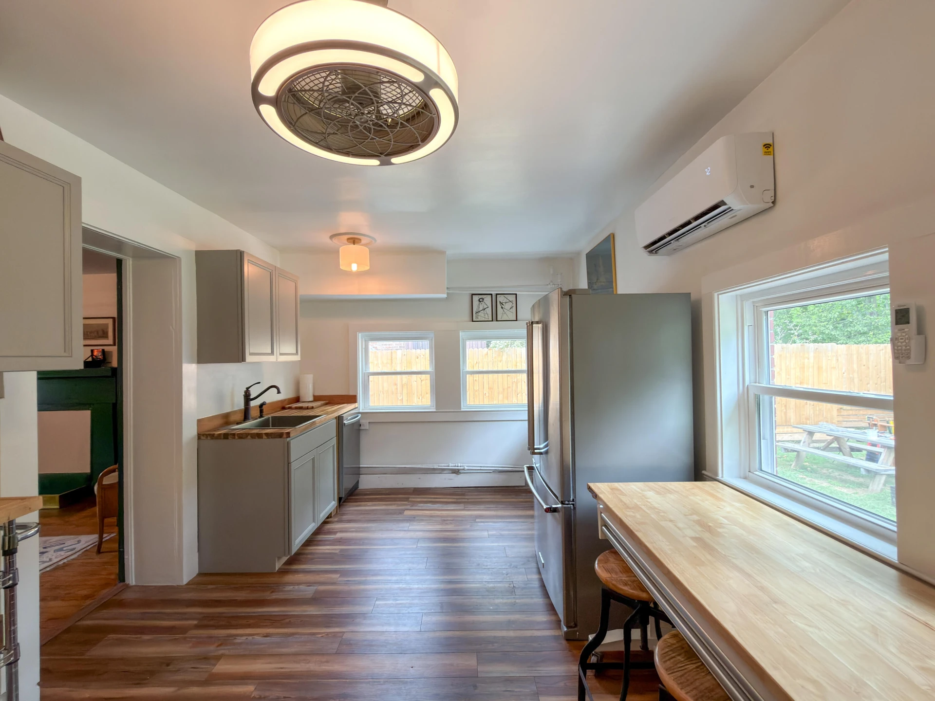 541 S River - Photo 16