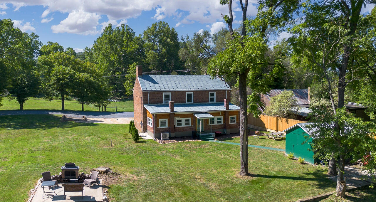541 S River - Photo 70