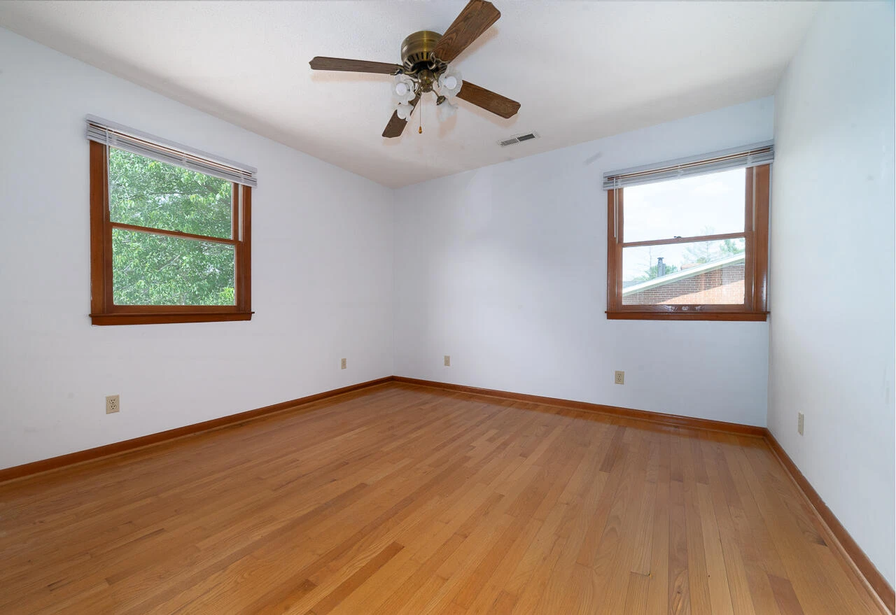 1169 Ross Rd - Photo 32