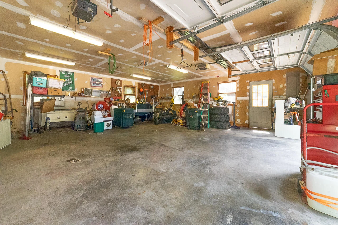 1169 Ross Rd - Photo 36