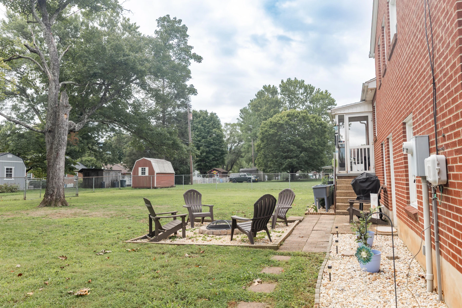 480 HEMLOCK Ave - Photo 11
