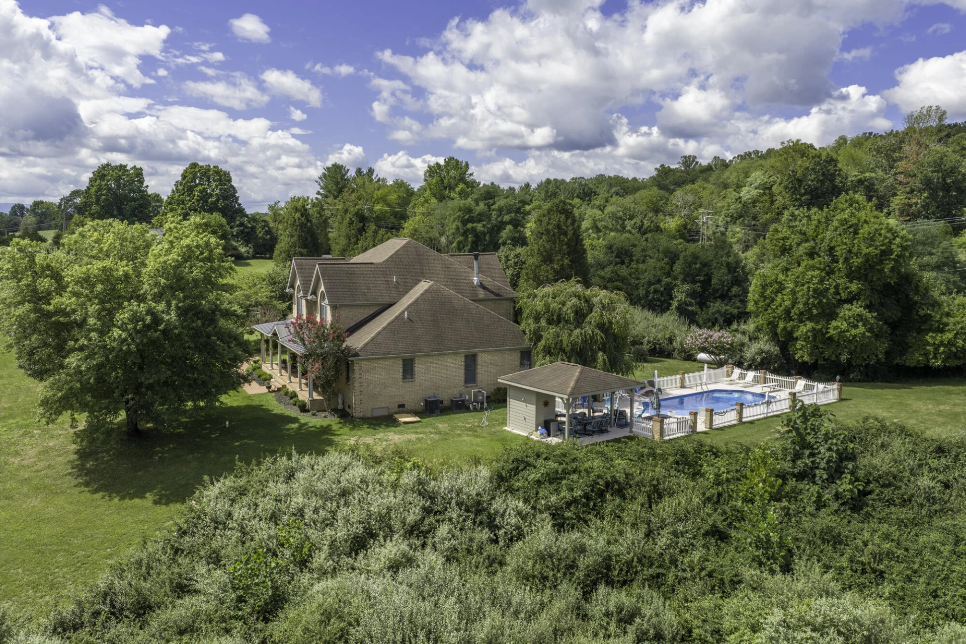 802 Borden Rd - Photo 2