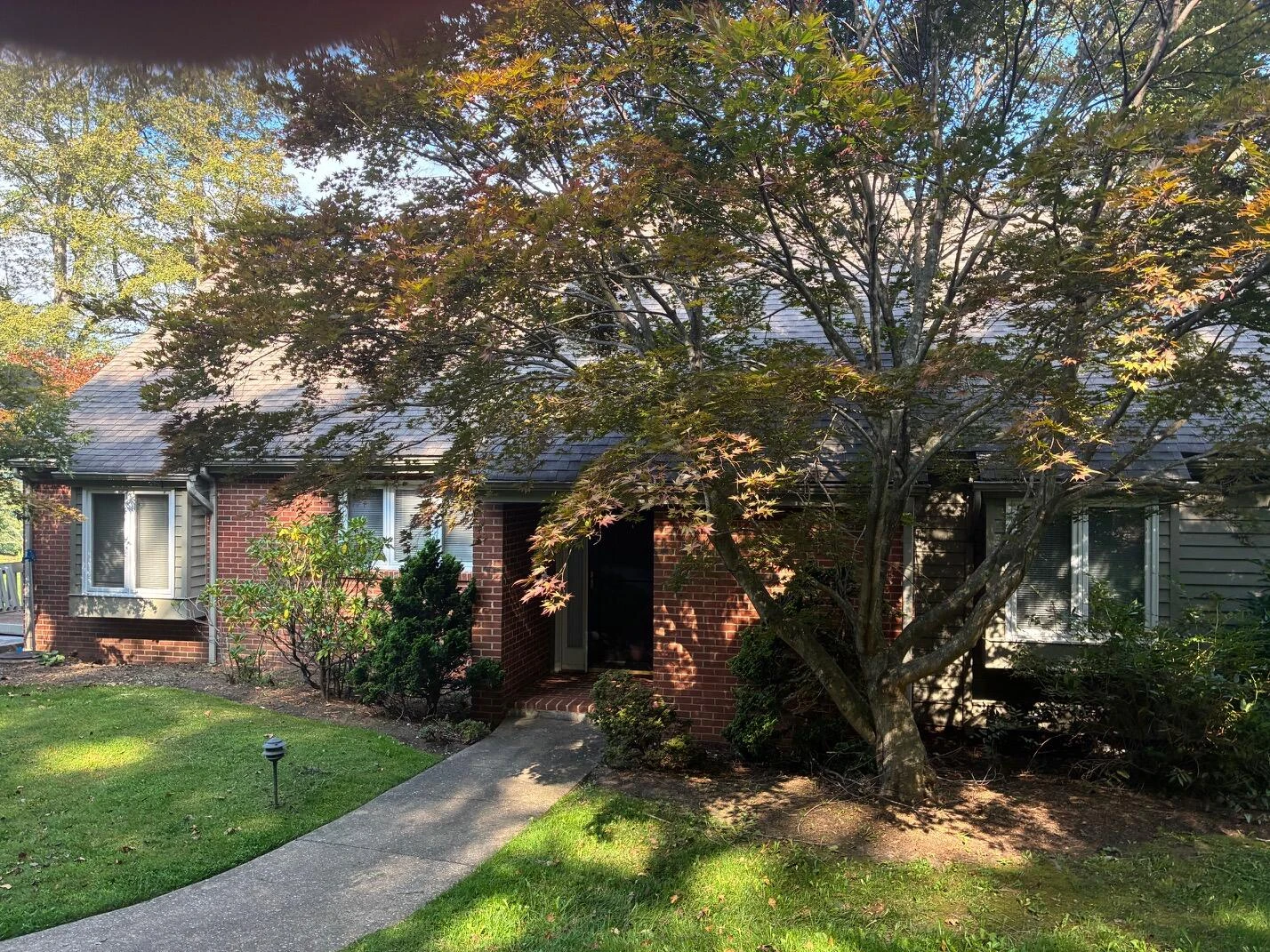 122 Fairway Dr