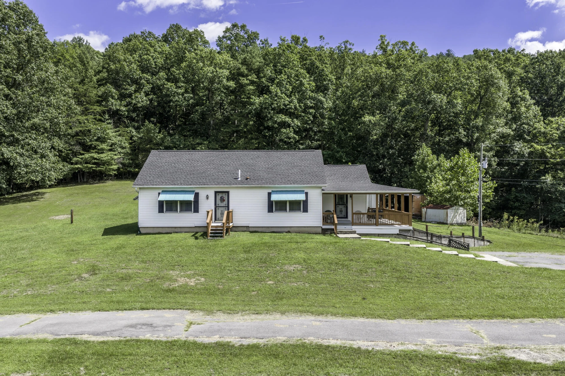 3684 VIRGINIA Ave - Photo 2