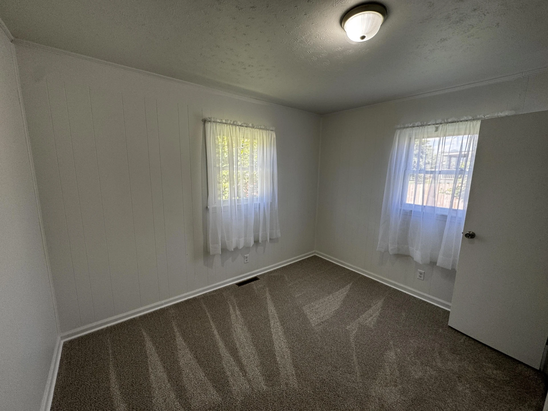 1122 ANDERSON St - Photo 6