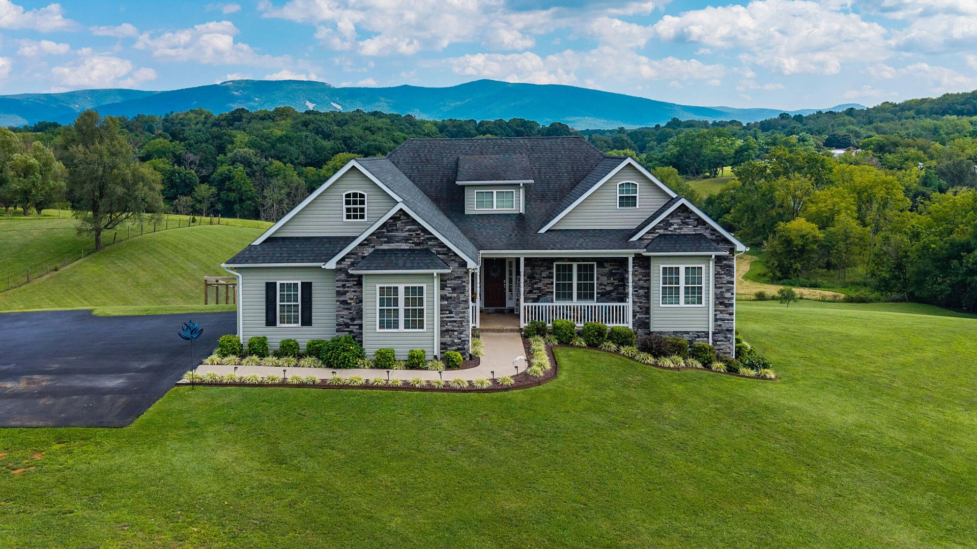 65 Indian Ridge Rd