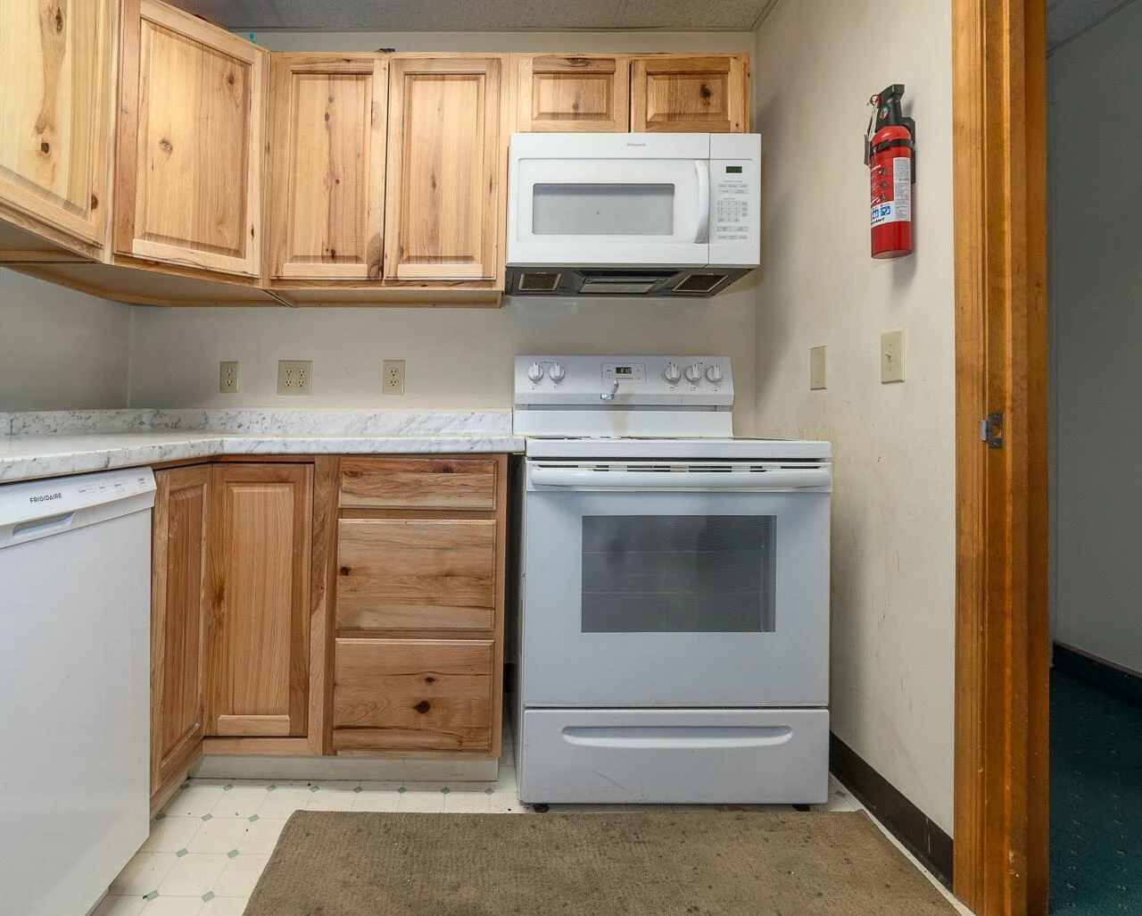 45 Castle Ct - Photo 8