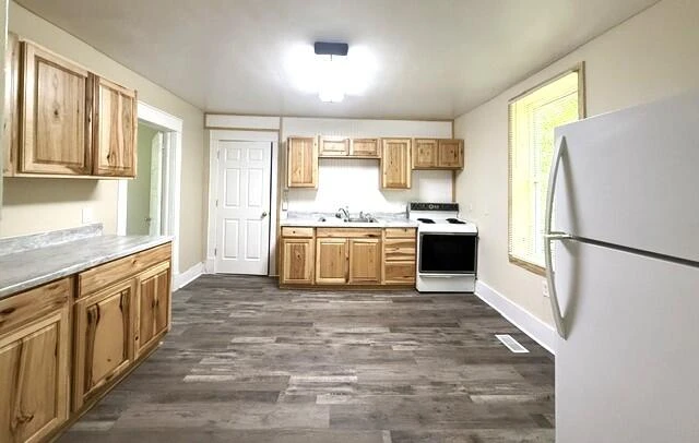 515 E Kline St - Photo 3