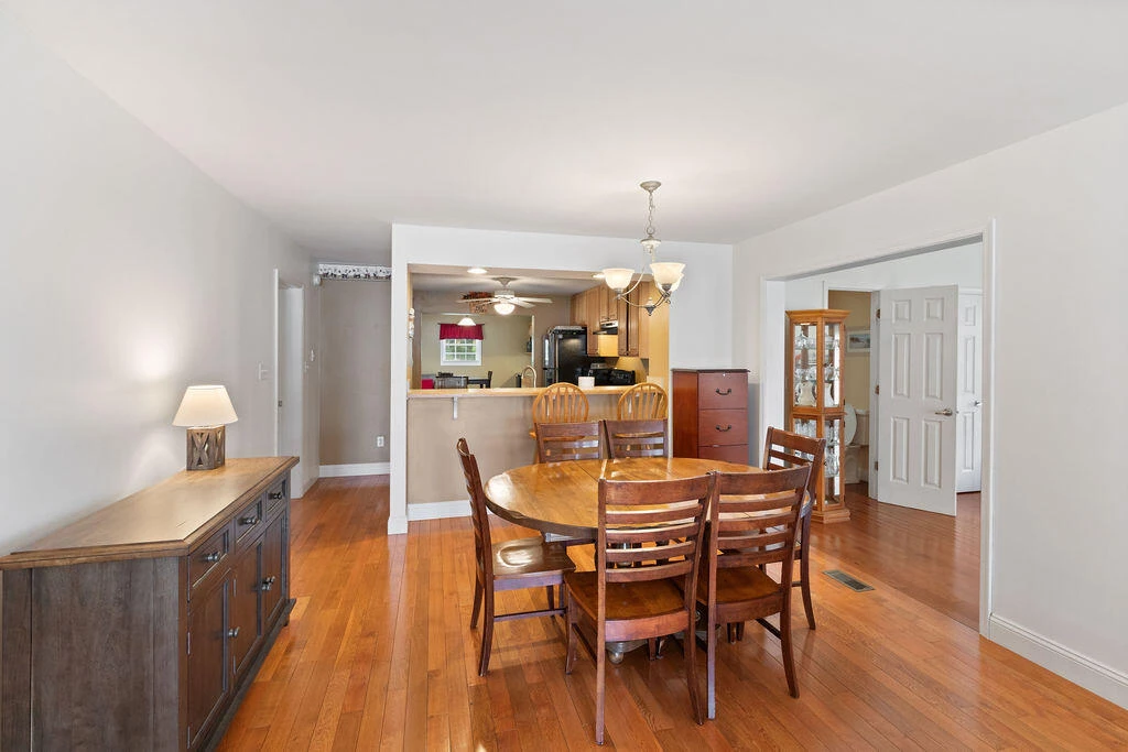 126 CHAVIS Ave - Photo 10