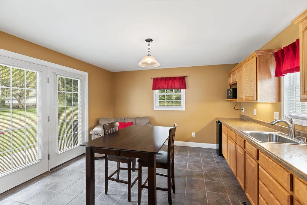126 CHAVIS Ave - Photo 16