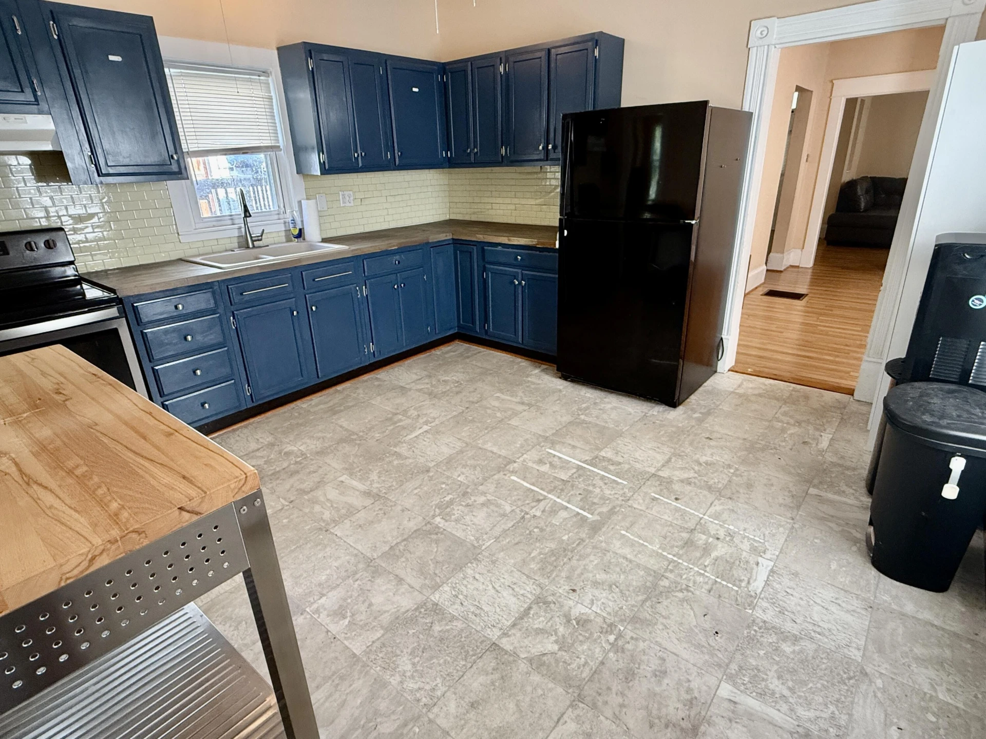 521 Roxbury St - Photo 11