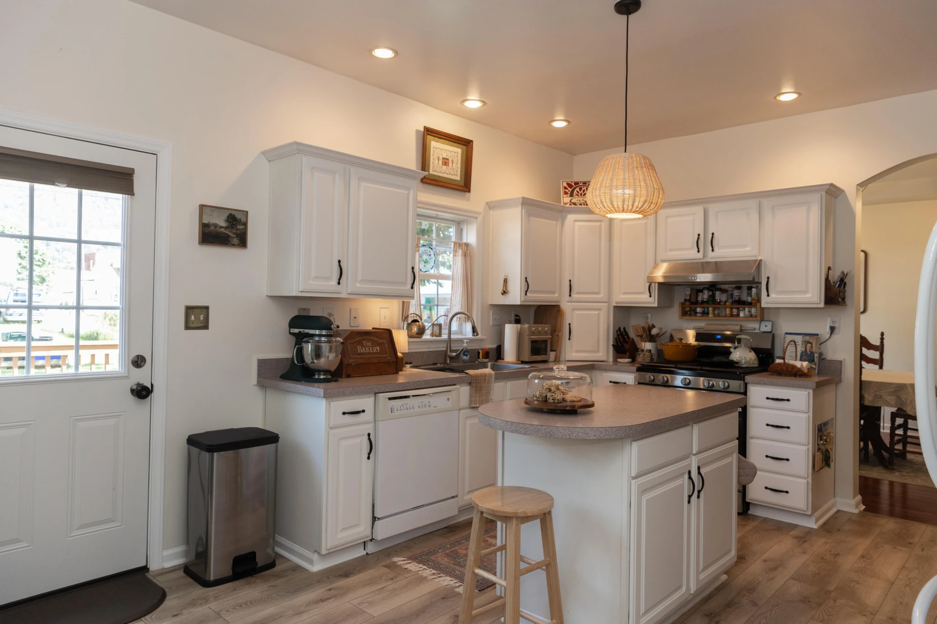 1766 NW Forest Ave - Photo 13