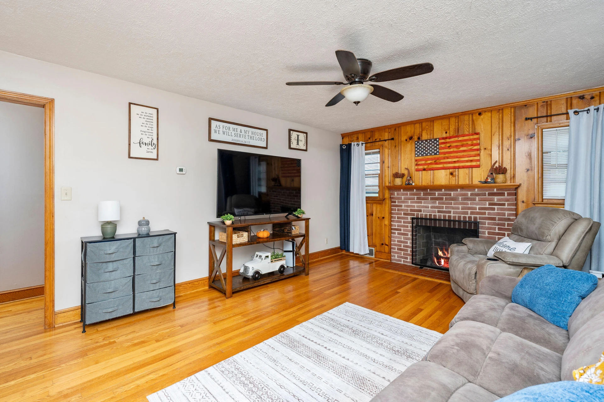 7827 N Lee Highway - Photo 4