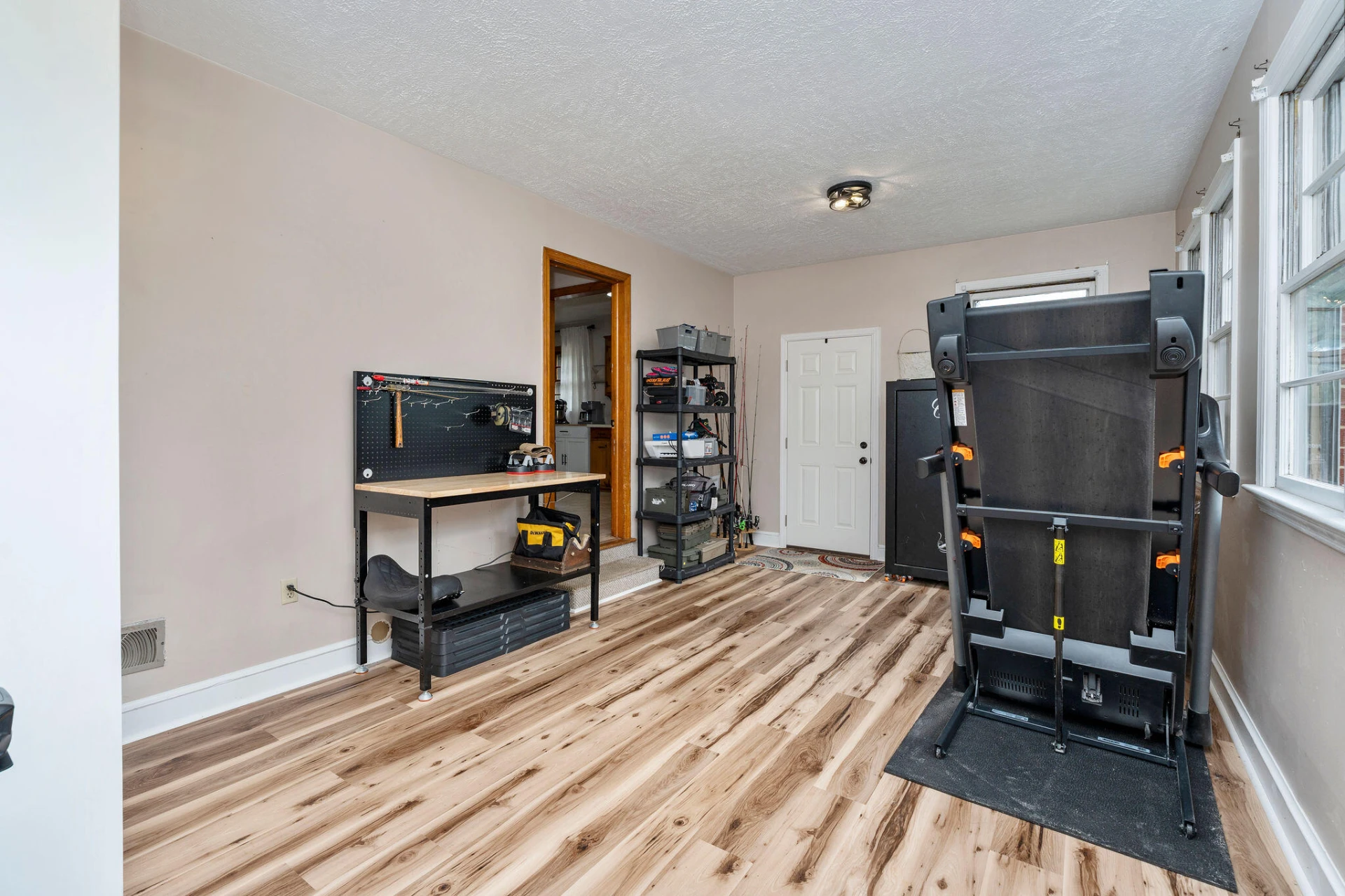 7827 N Lee Highway - Photo 13