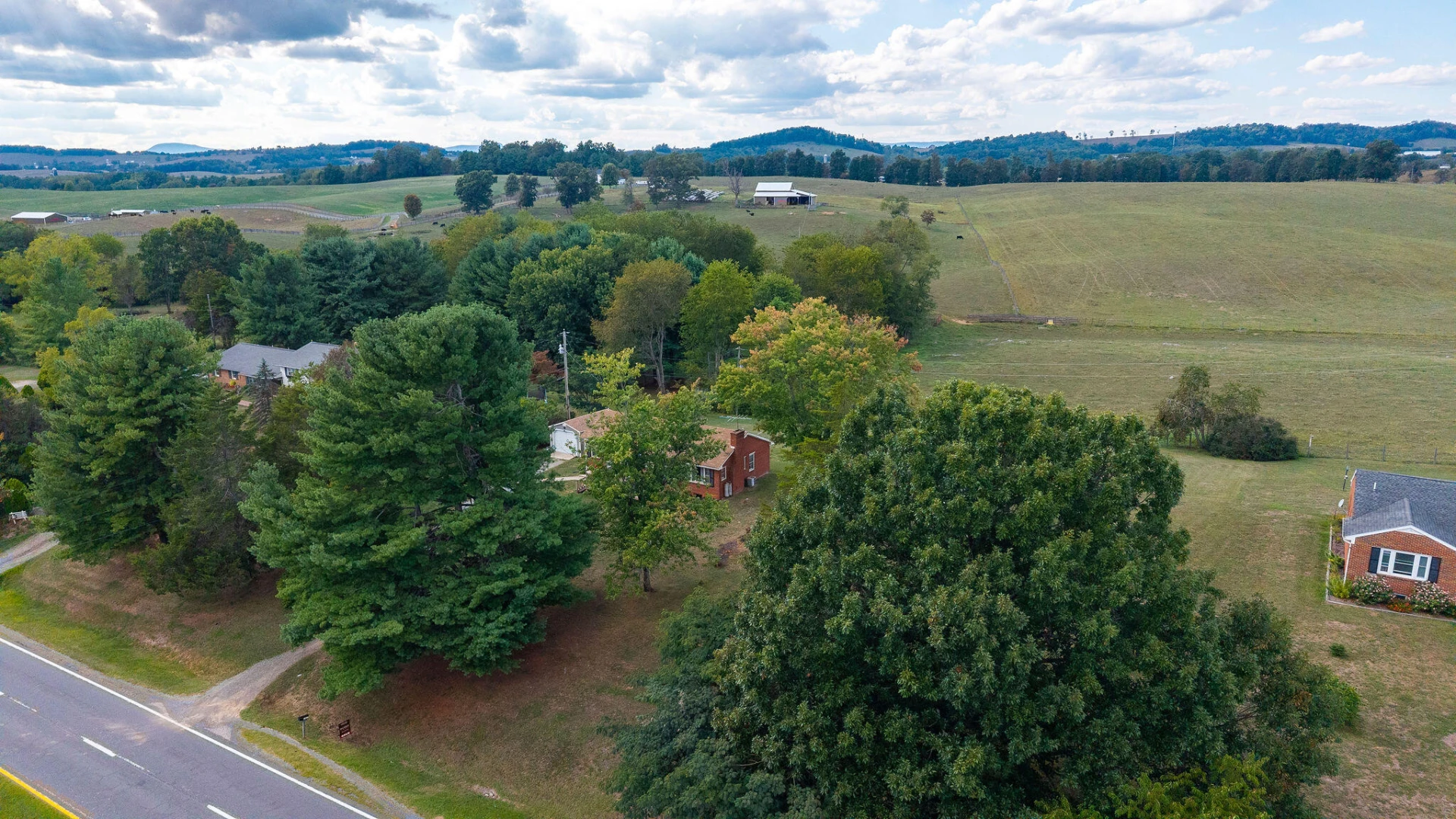 7827 N Lee Highway - Photo 52