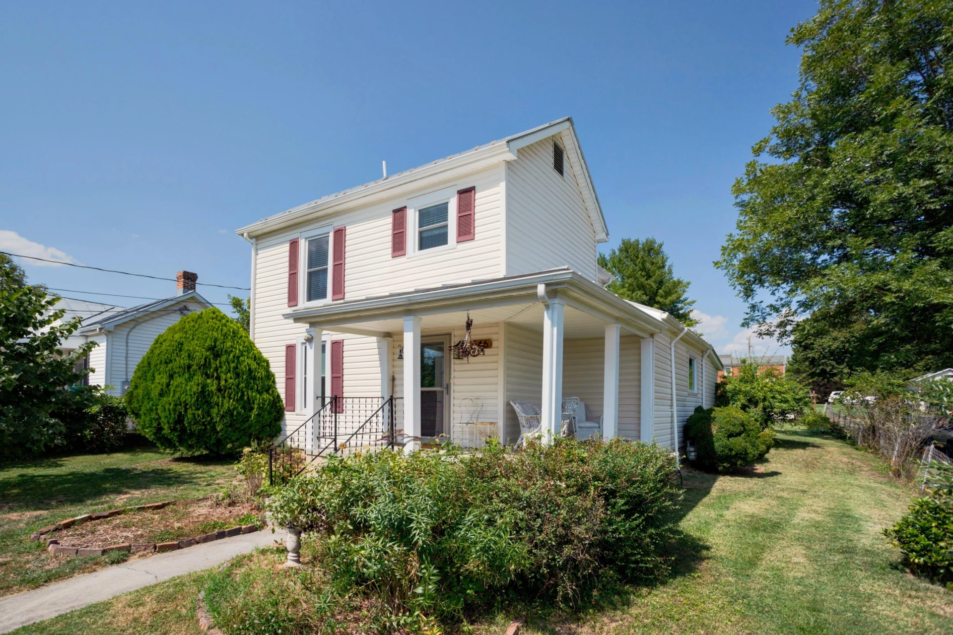 546 Fairview Pl