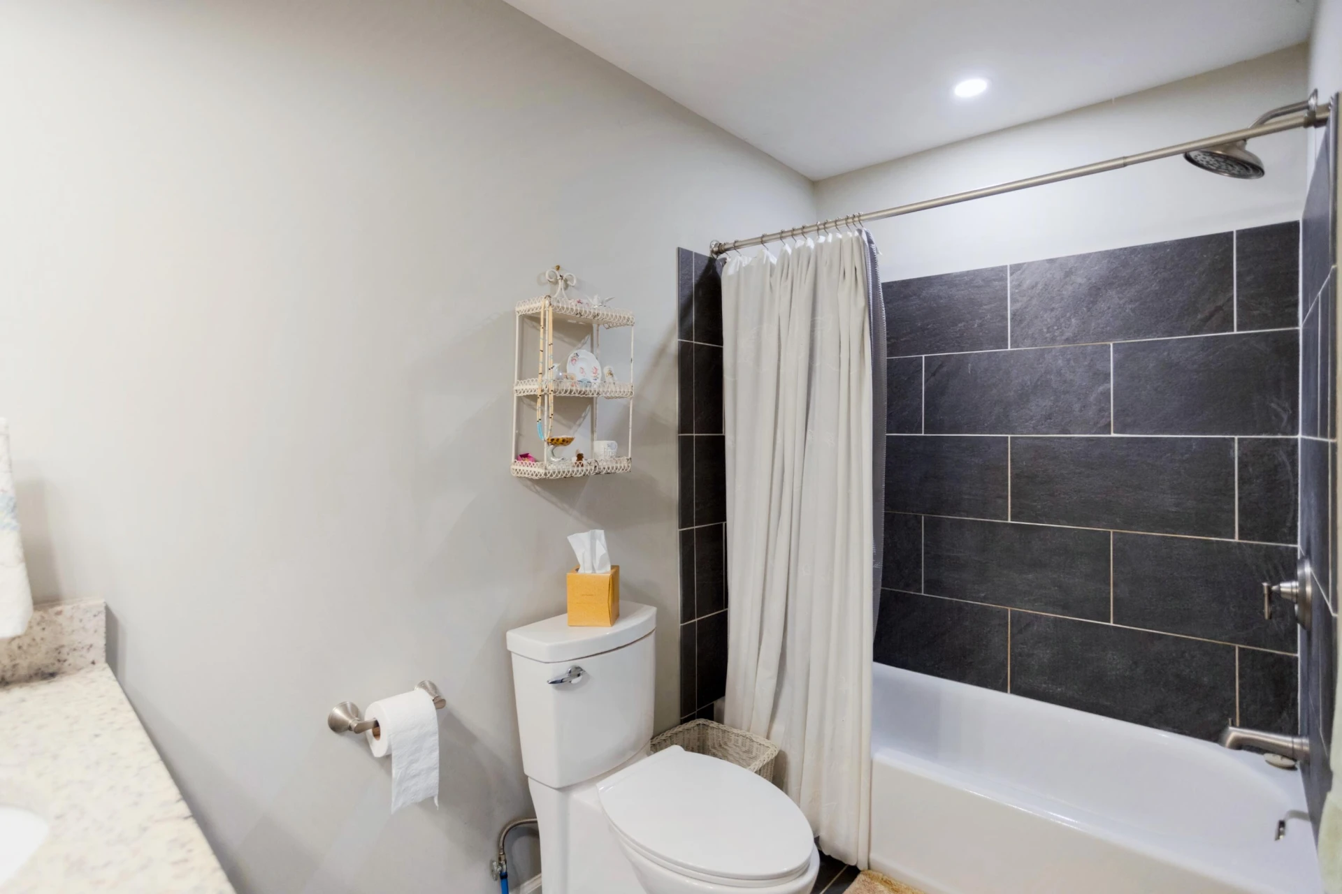 546 Fairview Pl - Photo 21
