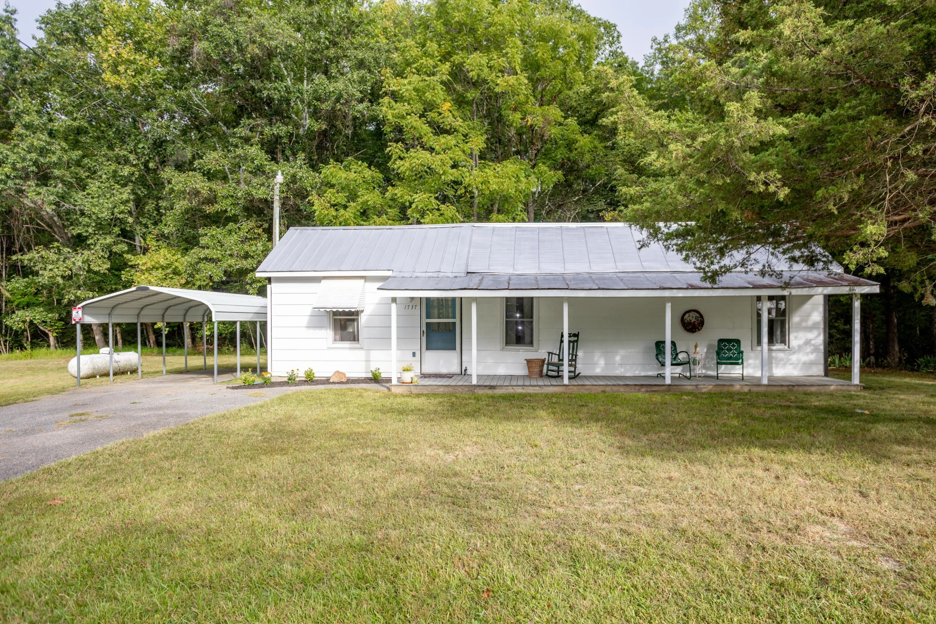 1737 LITTLE RIVER Rd - Photo 3