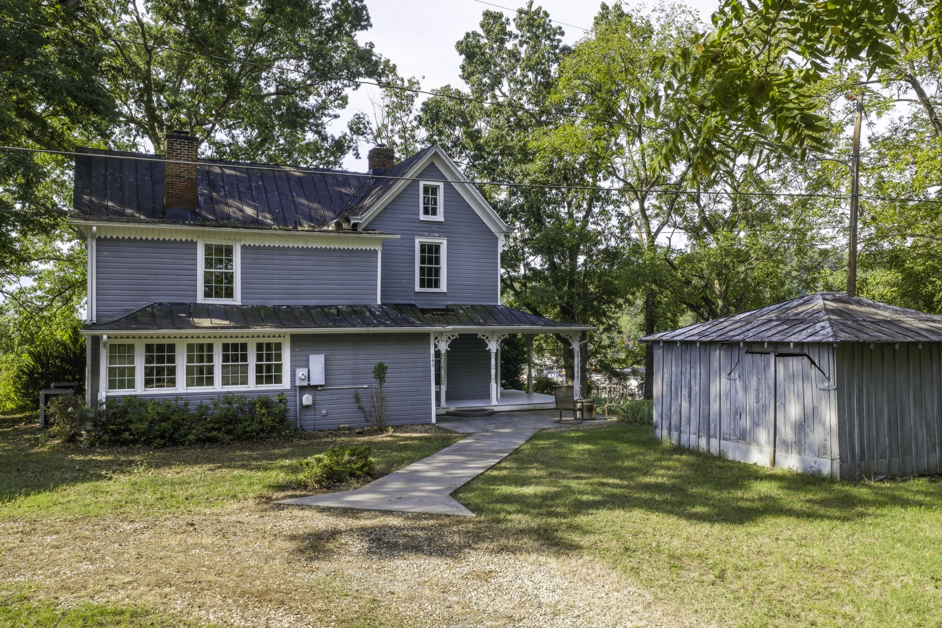 245 W 26TH St - Photo 5