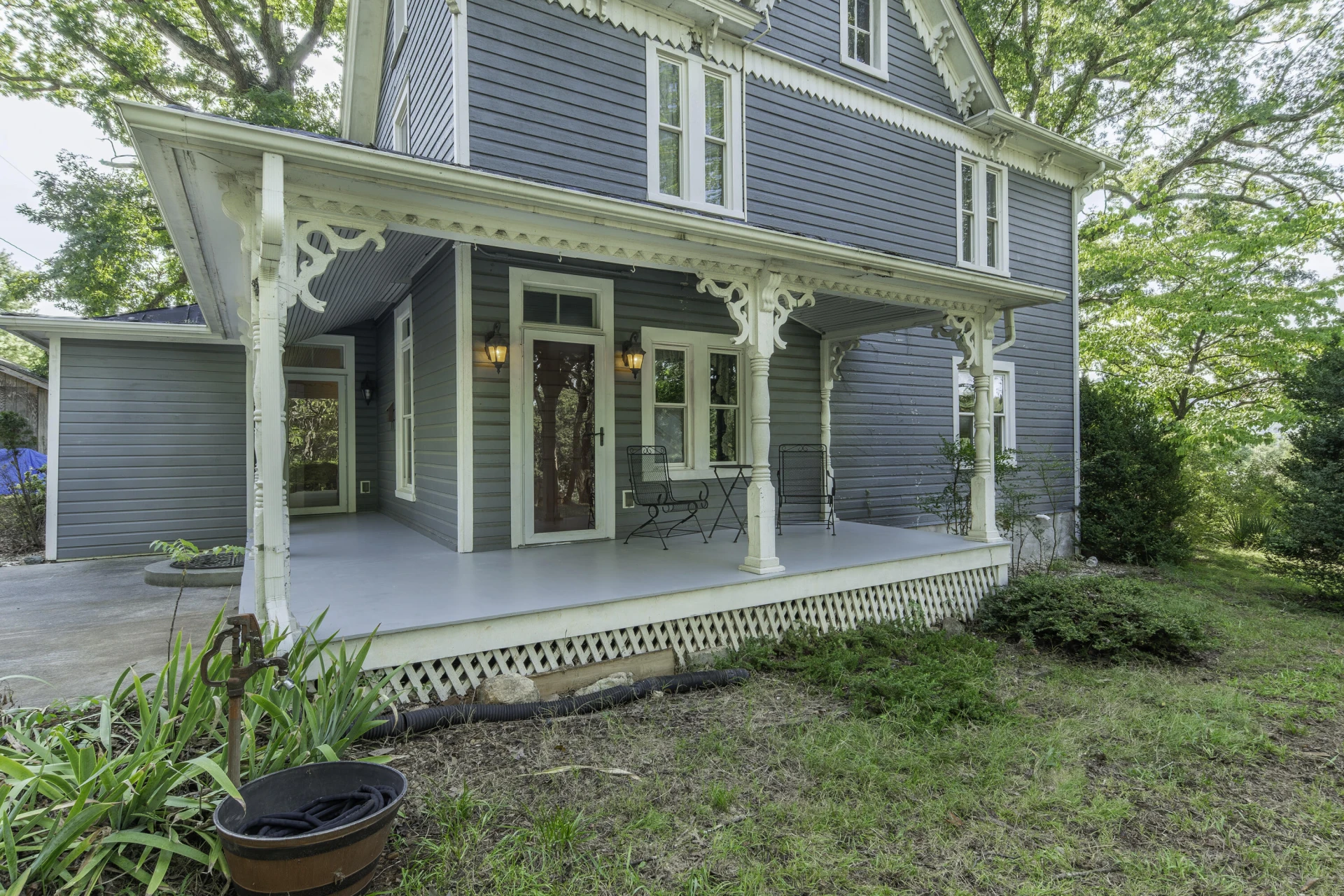 245 W 26TH St - Photo 7