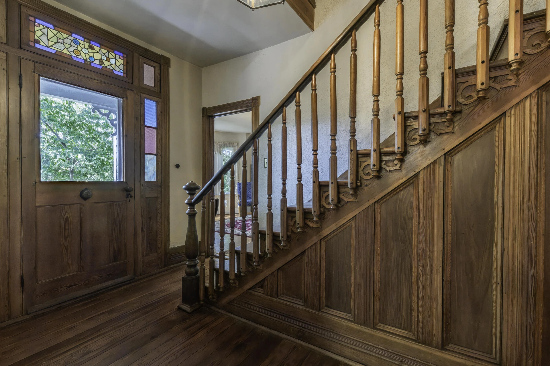245 W 26TH St - Photo 10