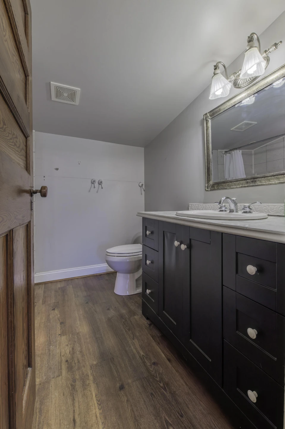 245 W 26TH St - Photo 38