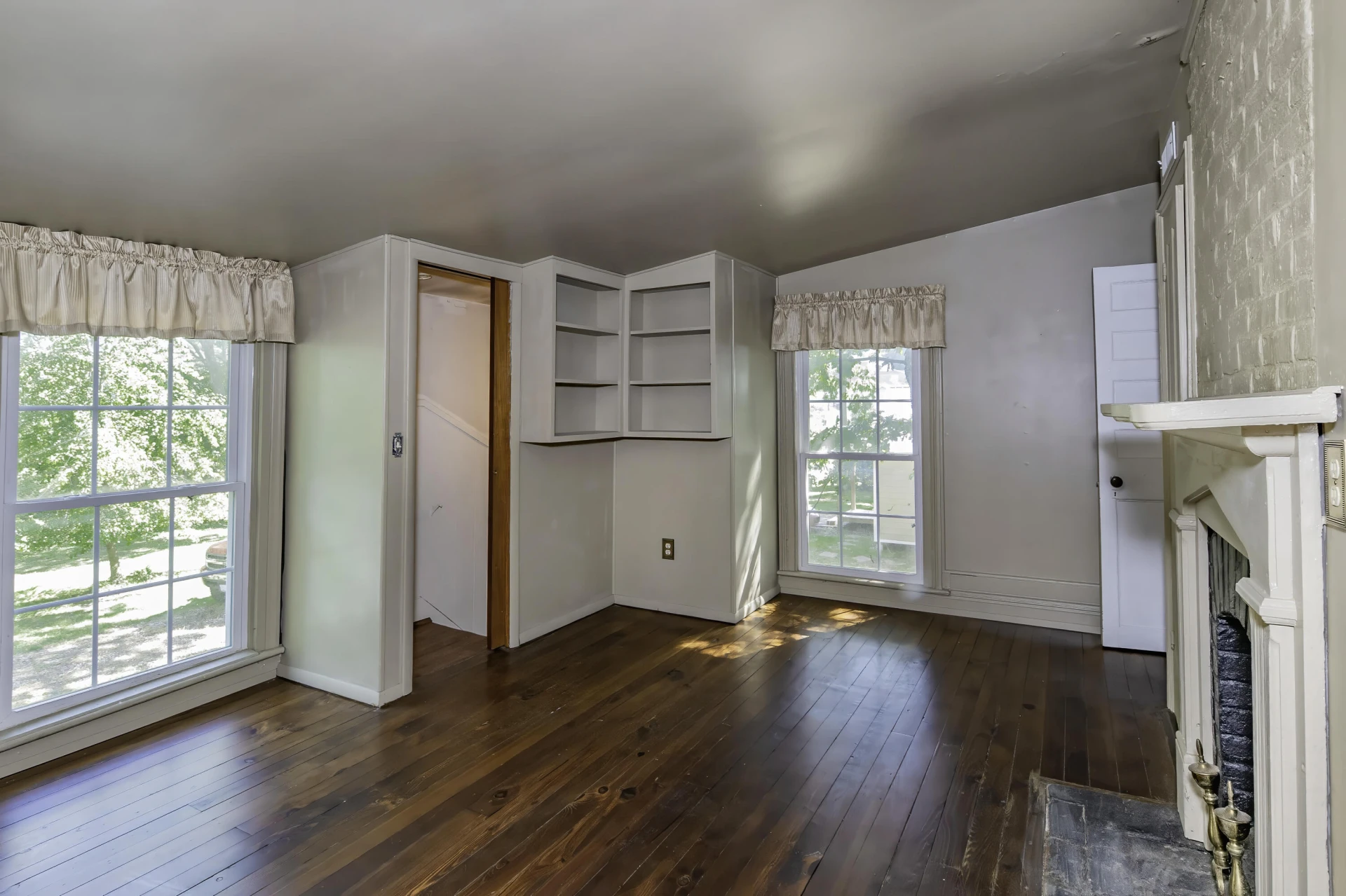 245 W 26TH St - Photo 44