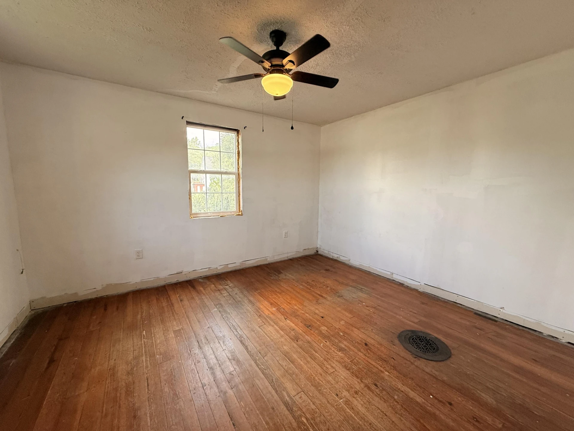 329 W Ridgeway St - Photo 13