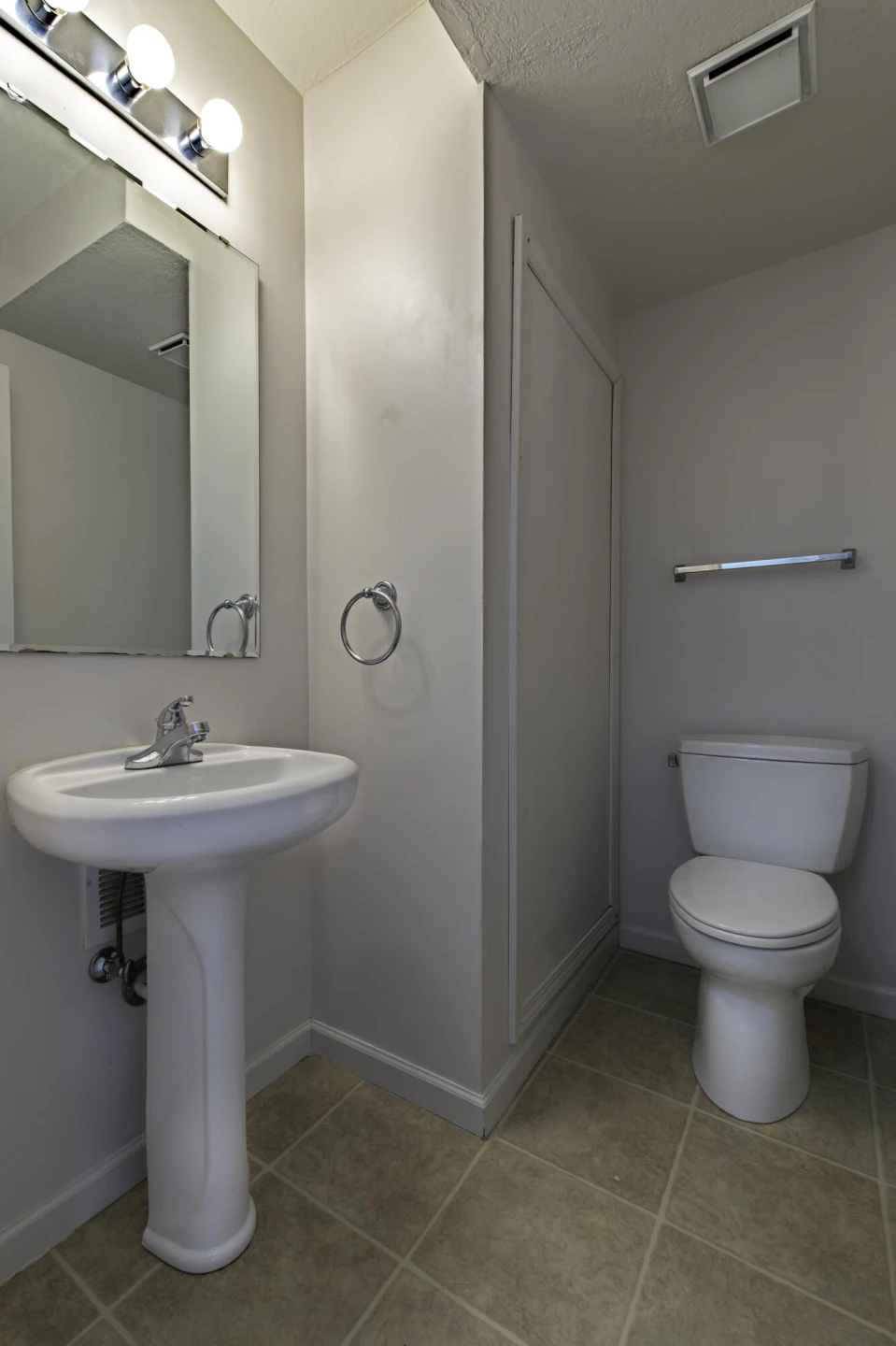 15-2 Beverly Ct - Photo 10