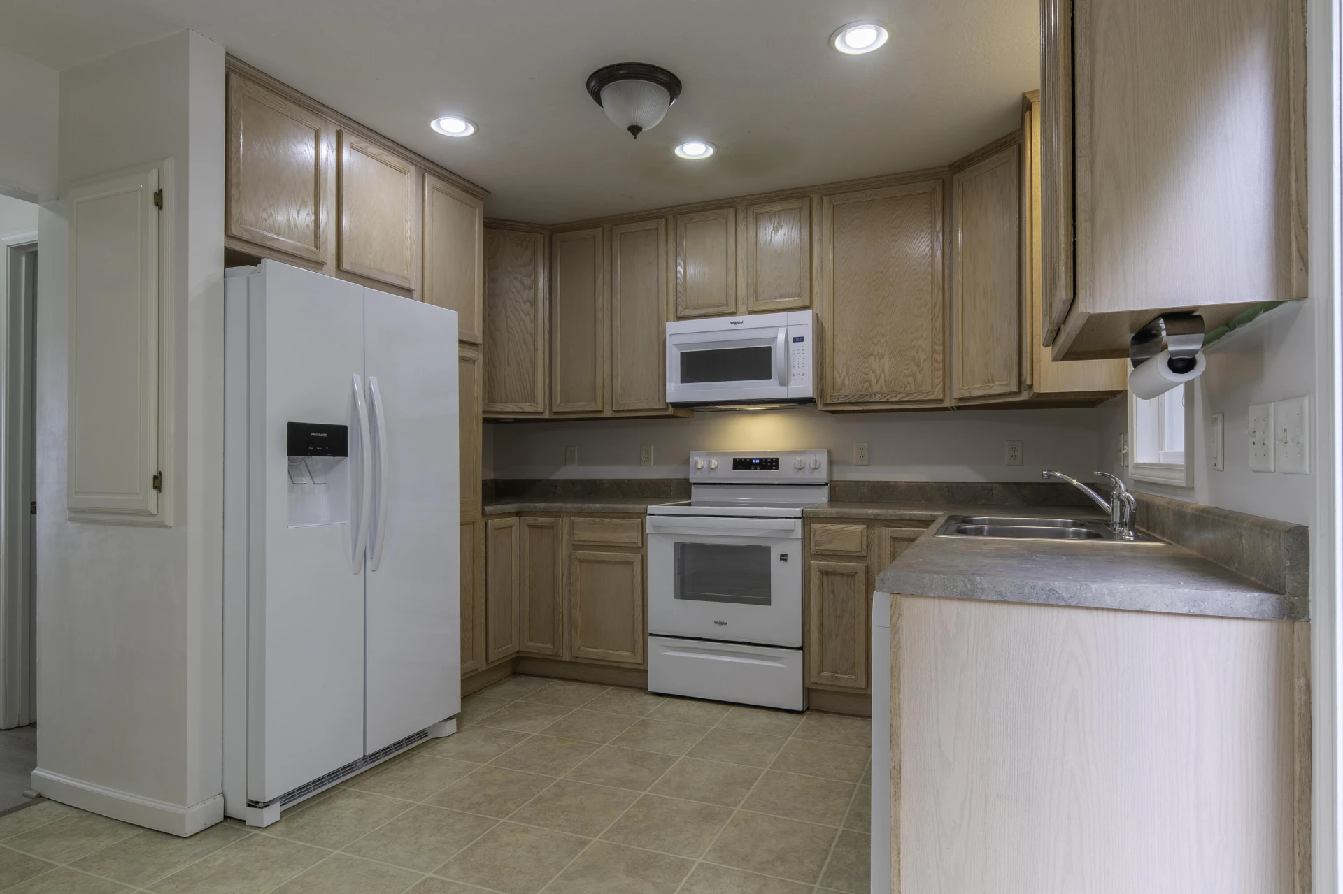 15-2 Beverly Ct - Photo 13