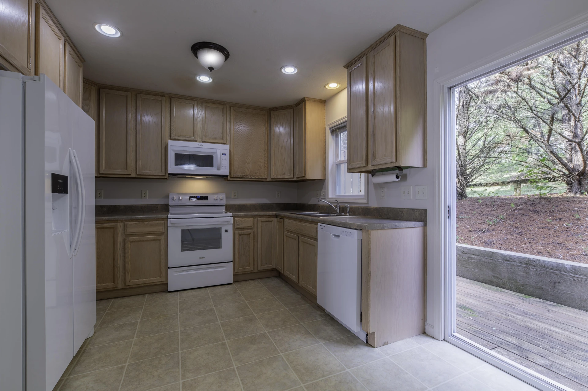15-2 Beverly Ct - Photo 14