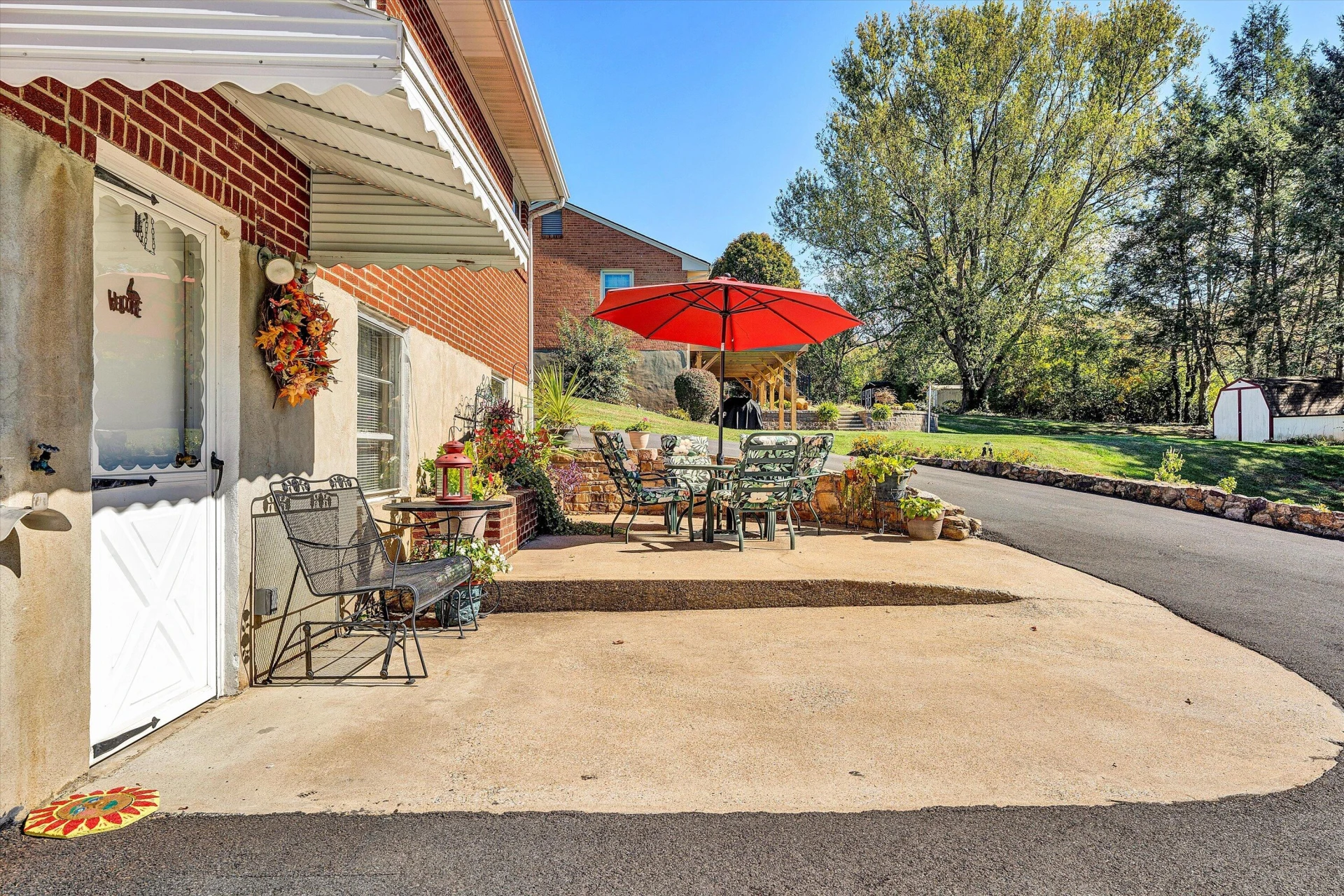 303 E Fairlawn Dr - Photo 4