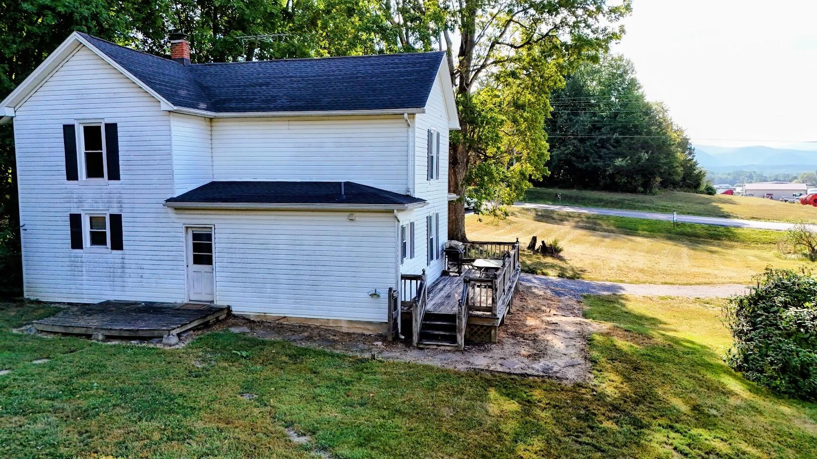 531 Oakland Cir - Photo 2