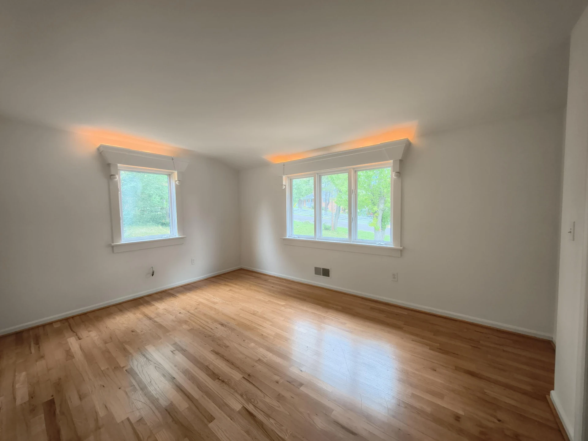 505 PICKETT St - Photo 21