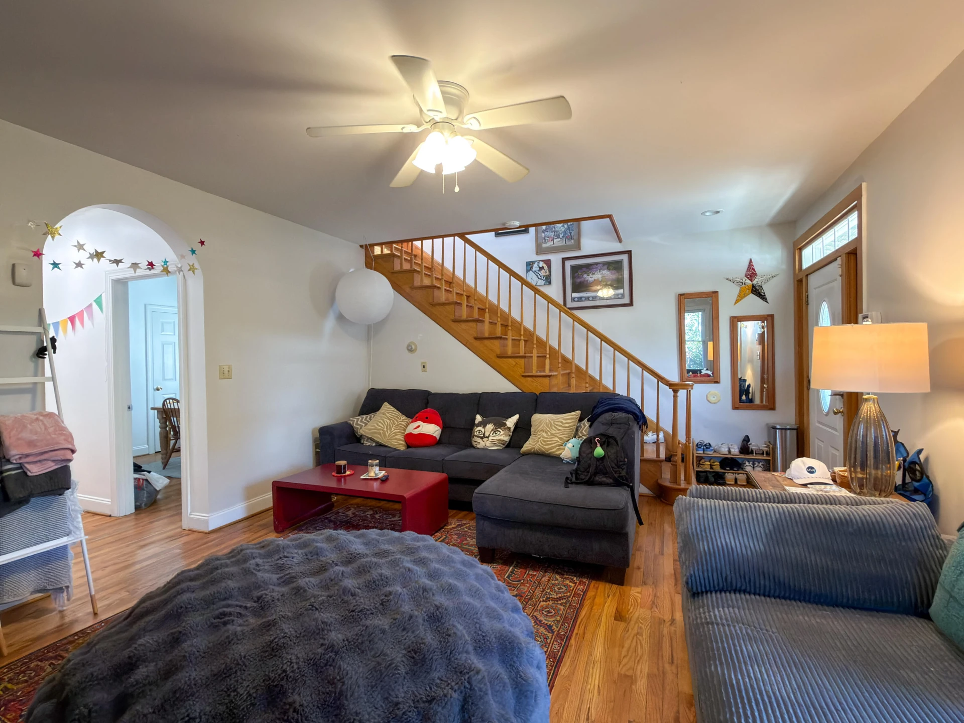 110 E HENRY St - Photo 3
