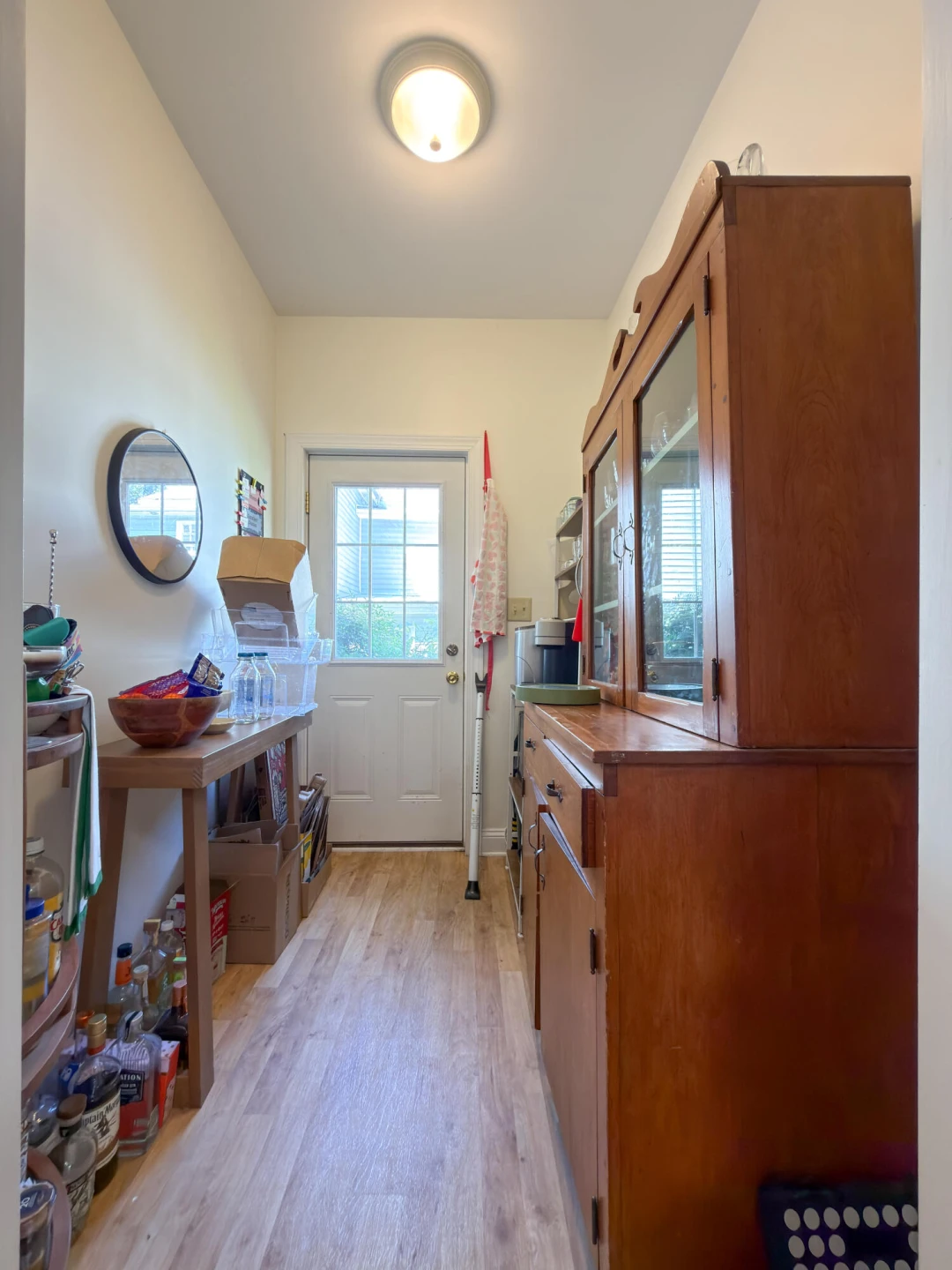 110 E HENRY St - Photo 10