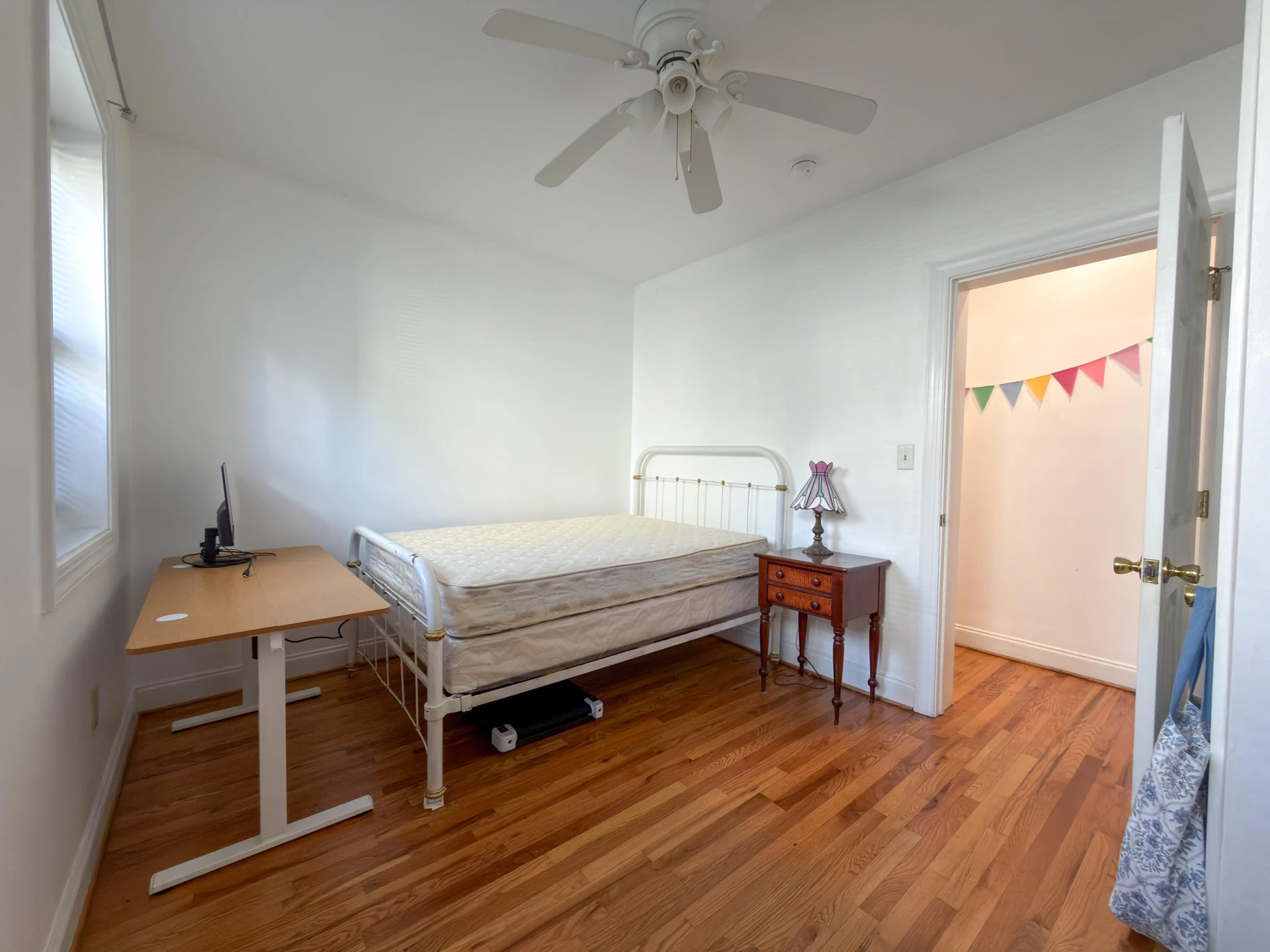 110 E HENRY St - Photo 15